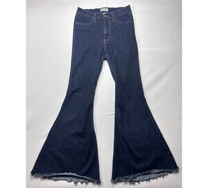 Judy Blue Women's Raw Hem Super Flare Blue Stretch Jeans - Size 7/28 (26x31)